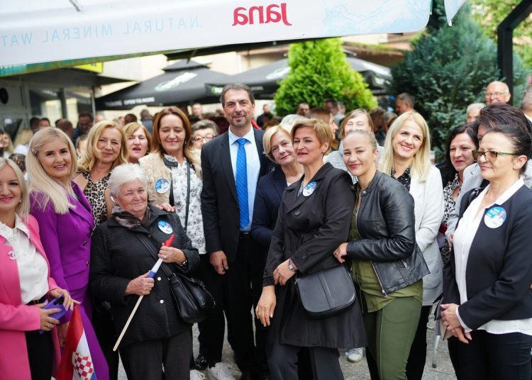 Borjana Krišto u Novom Travniku: Izborimo se za bolji položaj, za bolji život svakog čovjeka na ovom prostoru