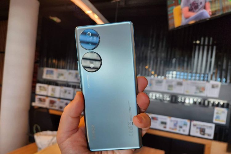 Honor 70 je odlično dizajnirani svestrani igrač u srednjoj klasi
