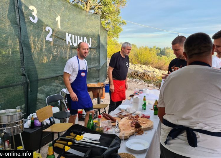 U Grudama održan prvi kulinarski show “3,2,1 kuhaj”