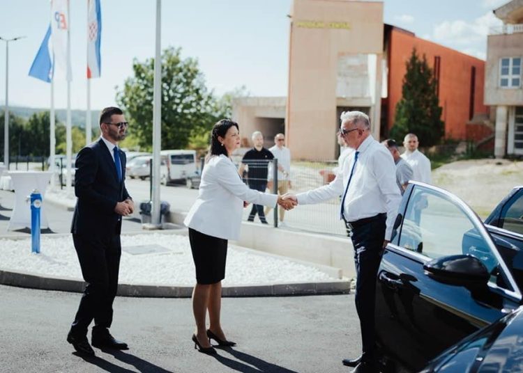 Danas je u Posušju otvorena nova zgrada JP Elektroprivreda Hrvatske zajednice Herceg Bosne Poslovnice Posušje