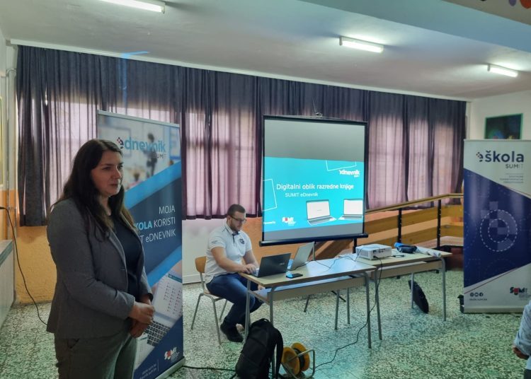 56 od 135 škola u novu školsku godinu s e-dnevnikom