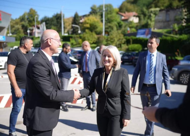 Svečano obilježena 27. obljetnica oslobođenja kraljevskog grada Jajca