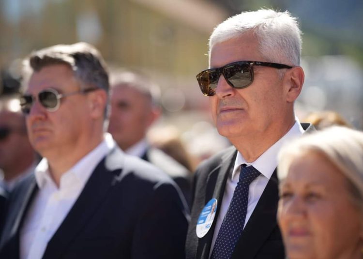 Svečano obilježena 27. obljetnica oslobođenja kraljevskog grada Jajca