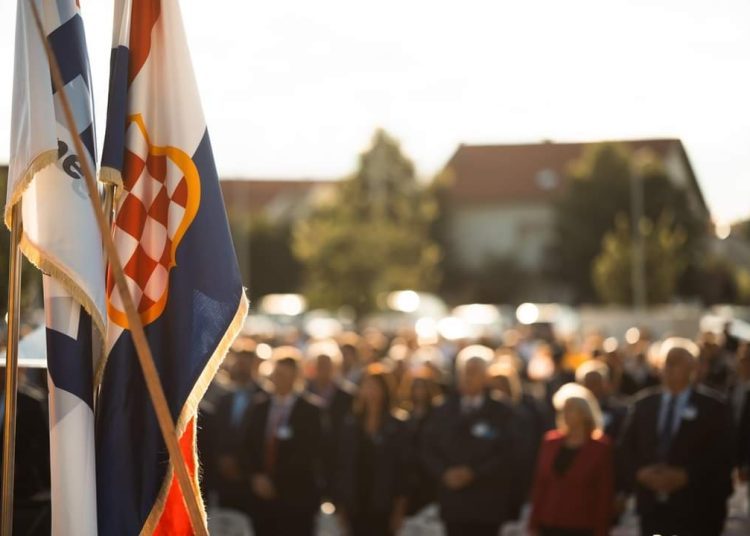 Održan završni predizborni skup HDZ BiH za Široki Brijeg
