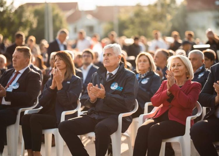 Održan završni predizborni skup HDZ BiH za Široki Brijeg