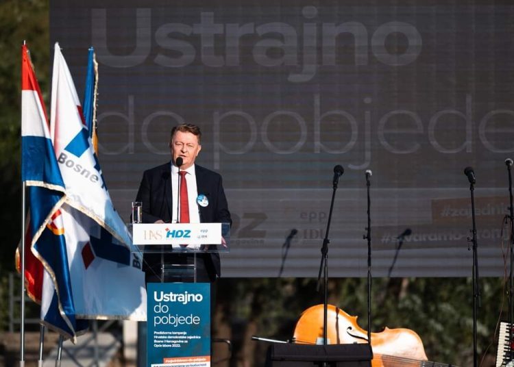 Održan završni predizborni skup HDZ BiH za Široki Brijeg