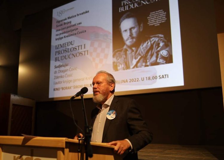 U Širokom Brijegu predstavljana knjiga generala Krešimira Ćosića “Između prošlosti i budućnosti”