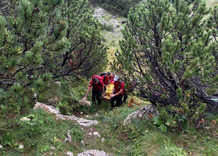 Maloljetnik ozlijeđen pri spuštanju s Velikog Vrana