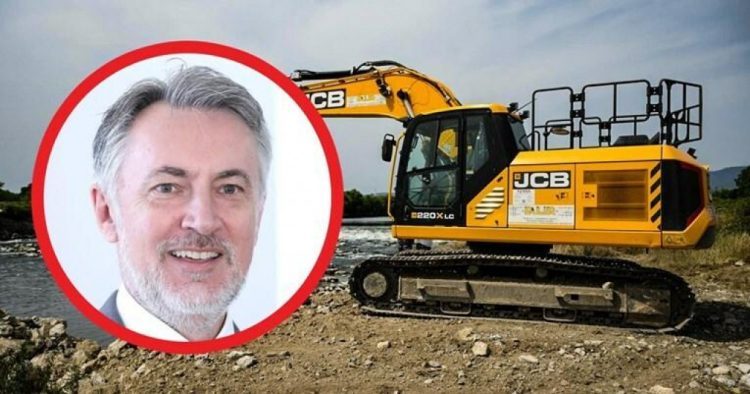 Škoro upisao tečaj za bagerista: “Čeka me ogroman posao, satnica je 300 do 400 kuna”