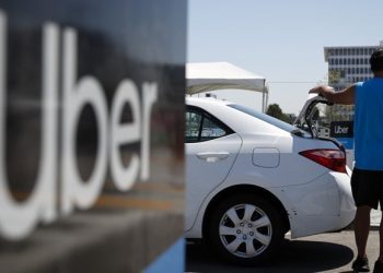 Uber se prebacuje na struju