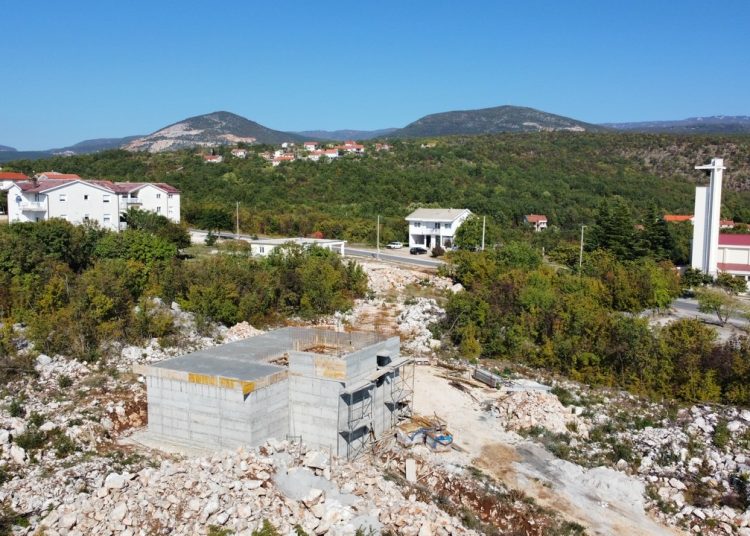 Široki Brijeg: Izgradnja vodovodne mreže u MZ Dobrkovići