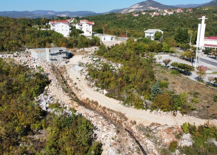 Široki Brijeg: Izgradnja vodovodne mreže u MZ Dobrkovići