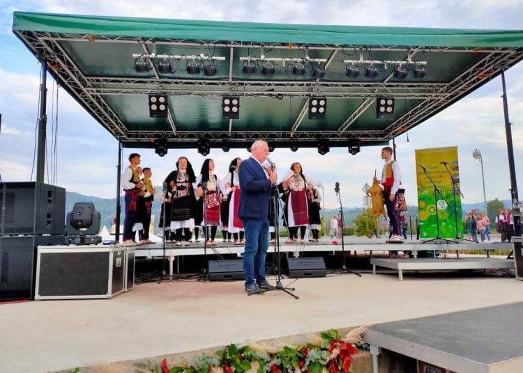 Suradnja Posušja i Hrvatske Kostajnice nastavljena na kulturnom polju