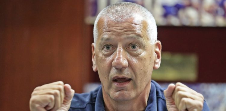 Aco Petrović v. d. izbornika, odmah je objavio popis igrača