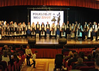 Veličanstven folklorni koncert u čast pokojnog Marija Pinjuha