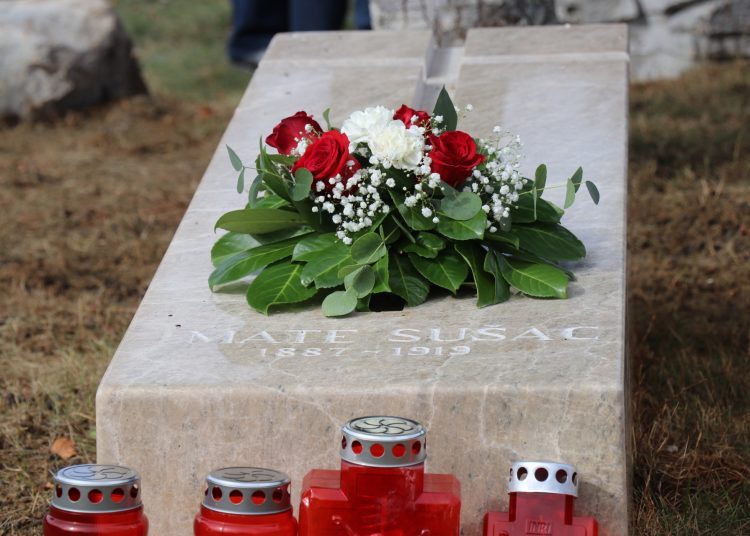 Obnovljen spomenik duvandžijama na Rosuljama