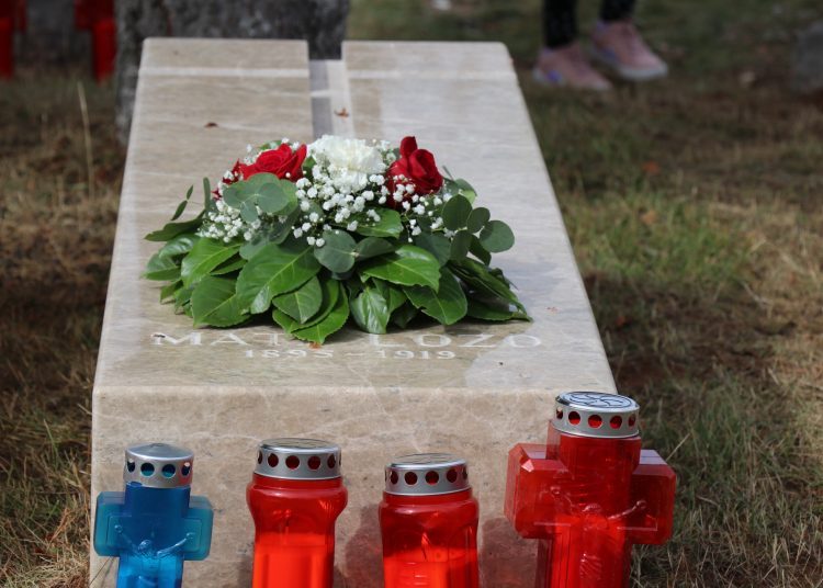 Obnovljen spomenik duvandžijama na Rosuljama