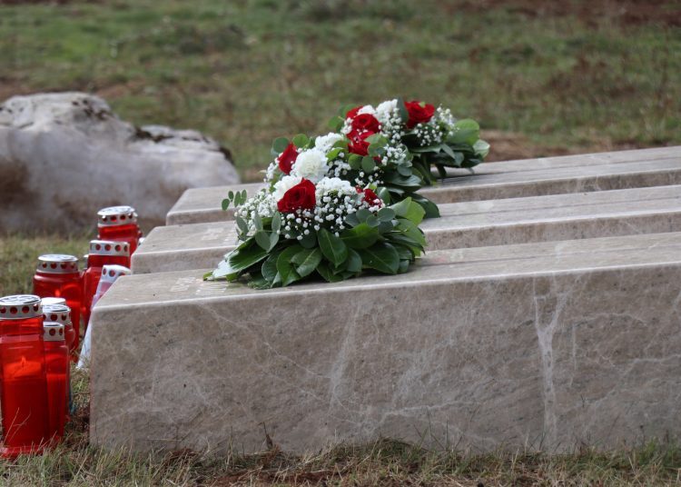 Obnovljen spomenik duvandžijama na Rosuljama