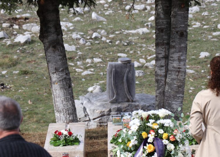 Obnovljen spomenik duvandžijama na Rosuljama