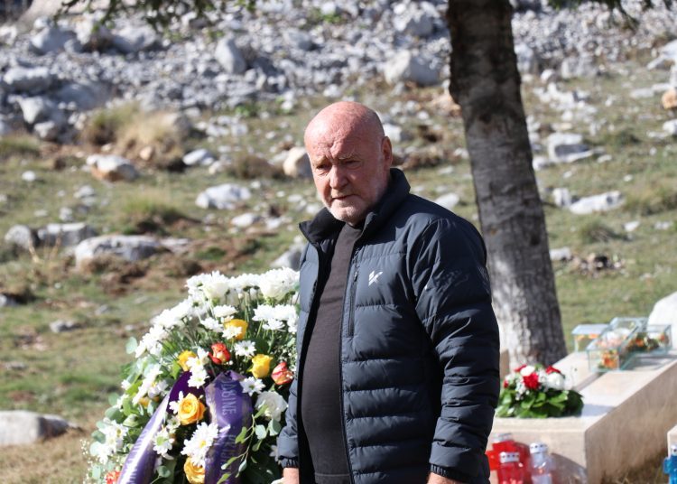 Obnovljen spomenik duvandžijama na Rosuljama