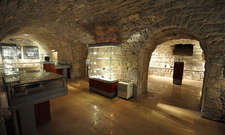 Na Humcu se čuvaju zapisi još iz 12. stoljeća