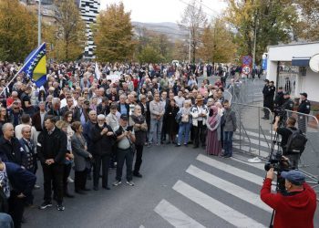 Vidović: Prosvjedi ispred OHR-a opet su doživjeli fijasko (VIDEO)