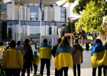 Policija u Moskvi uhitila djevojčicu zbog žuto-plave profilne fotografije