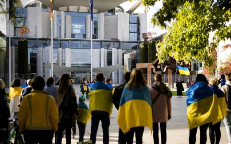 Policija u Moskvi uhitila djevojčicu zbog žuto-plave profilne fotografije