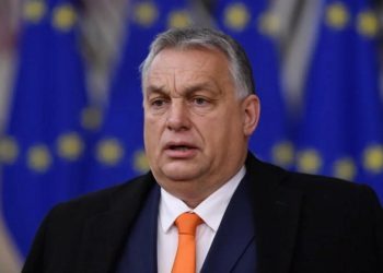 Orban poručio da Europska unija podmuklo napada Mađarsku i da će skončati poput SSSR-a 1991.
