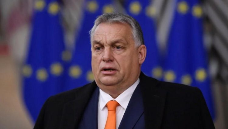 Orban poručio da Europska unija podmuklo napada Mađarsku i da će skončati poput SSSR-a 1991.