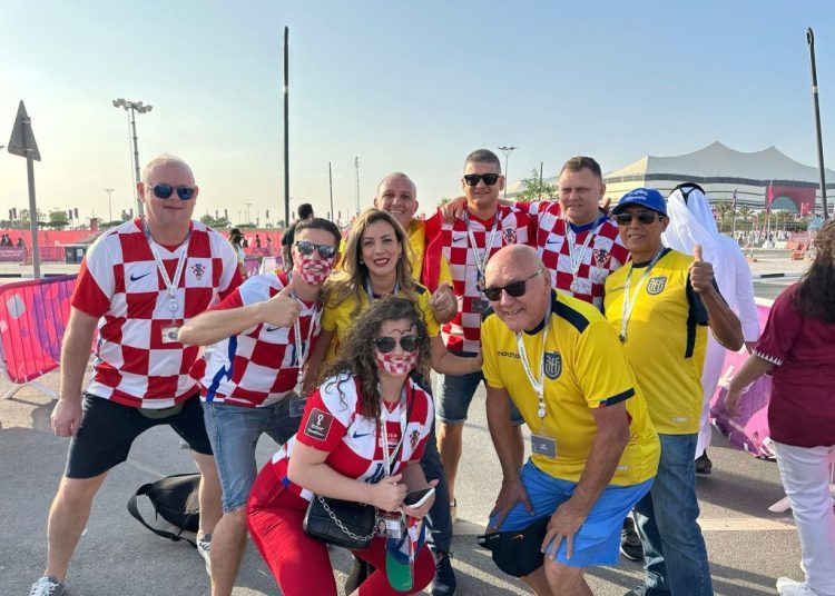 Posušani su u Katru, a s njima i posuška zastava