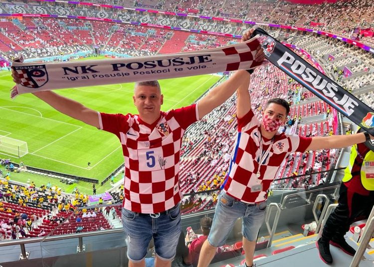 Posušani su u Katru, a s njima i posuška zastava