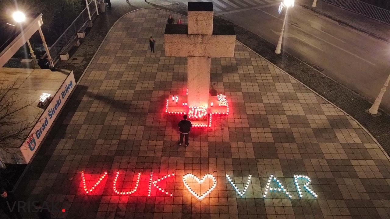 Široki Brijeg uz Vukovar: Održana “Večer sjećanja”