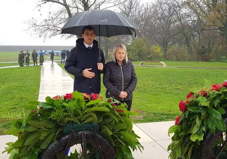 Borjana Krišto predvodila izaslanstvo HDZ-a BiH i HNS-a na obilježavanju Dana sjećanja na žrtvu Vukovara