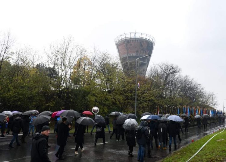 Borjana Krišto predvodila izaslanstvo HDZ-a BiH i HNS-a na obilježavanju Dana sjećanja na žrtvu Vukovara
