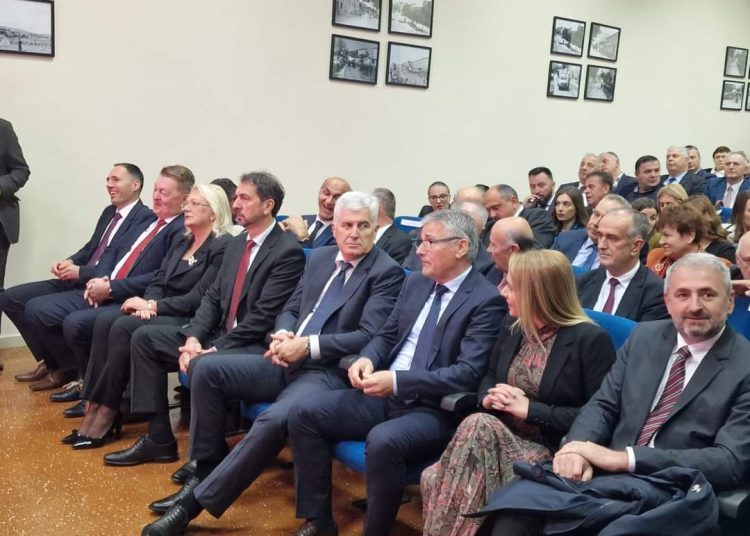 Čović: Sa svih političkih razina, dati ćemo puni doprinos te se ugraditi u svaki projekt u općini Grude