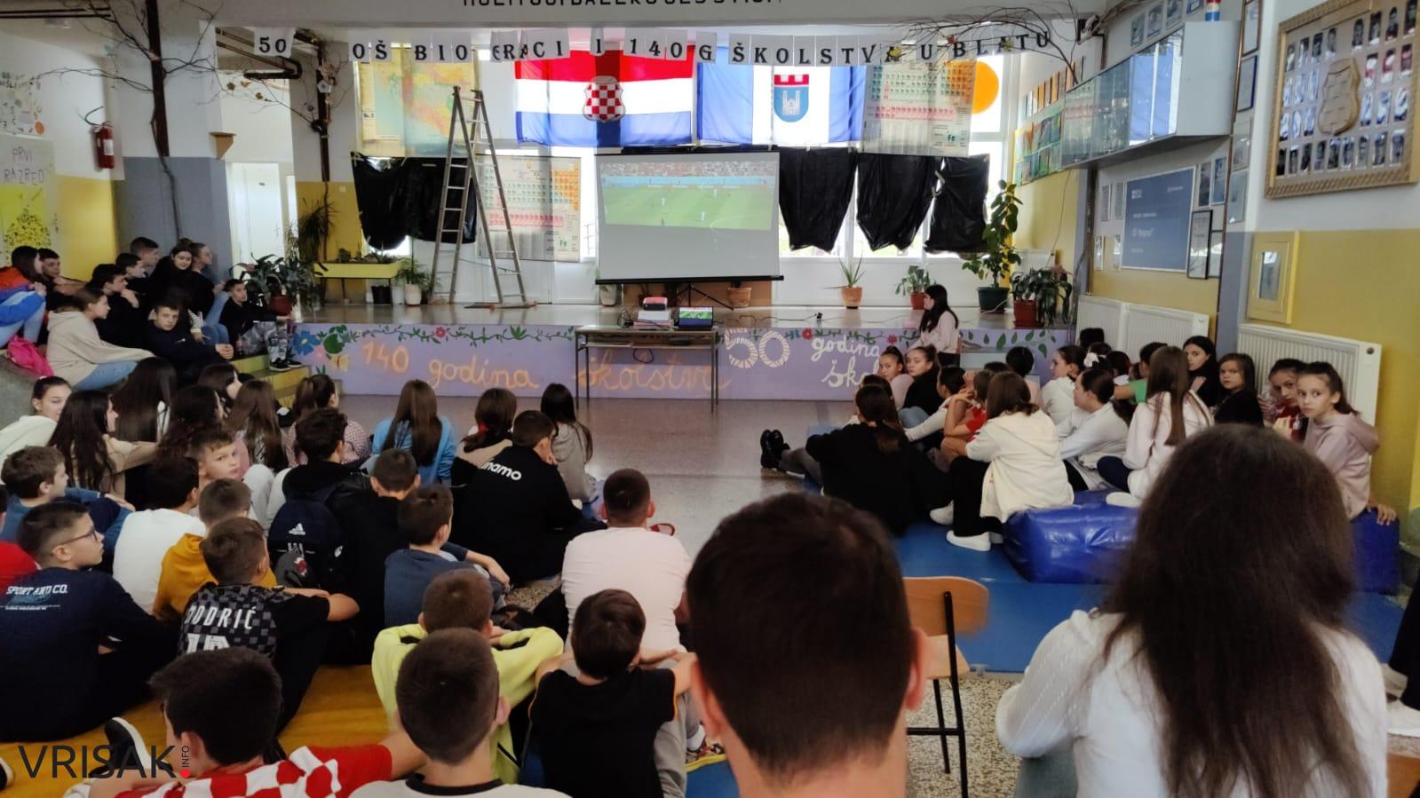 Svi za Hrvatsku! Zajedničko gledanje utakmice u školi u Biogracima