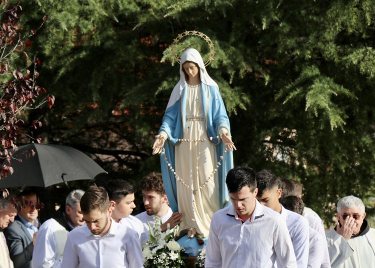 Turčinovići: Proslavljen blagdan Gospe od Zdravlja i 40 godina crkve