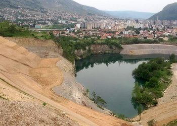 Kop Vihovići: Pretražuje se jezero, sumnja se da je u njemu 80 do 100 nestalih u ratu