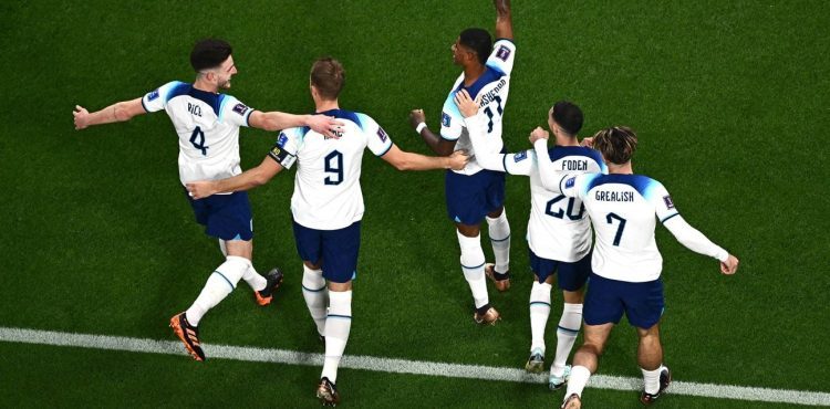 Engleska furiozno startala u Kataru, Iranu utrpala šest komada