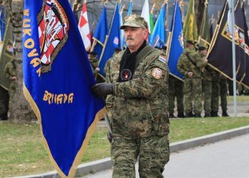 Kreće Kolona sjećanja: Na čelu povorke uvijek je ovaj čovjek, legenda obrane grada