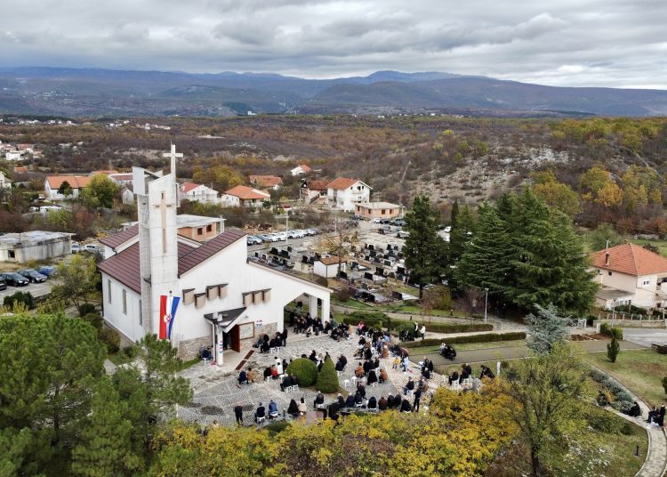 Turčinovići: Proslavljen blagdan Gospe od Zdravlja i 40 godina crkve