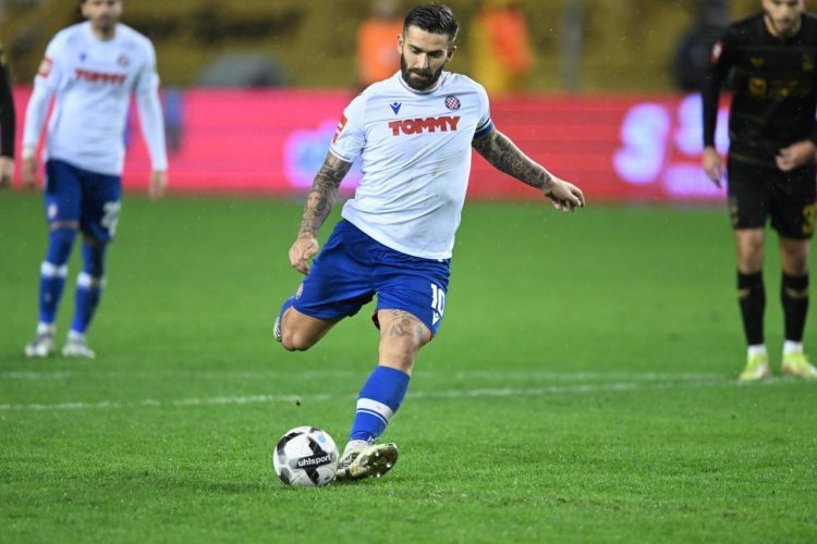 Pobjeda Hajduka u derbiju protiv Osijeka na Poljudu