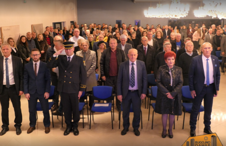 Bugojno: Među uzvanicima u prvom redu i Dževad Mlaćo, kreator etničkog čišćenja Bugojna