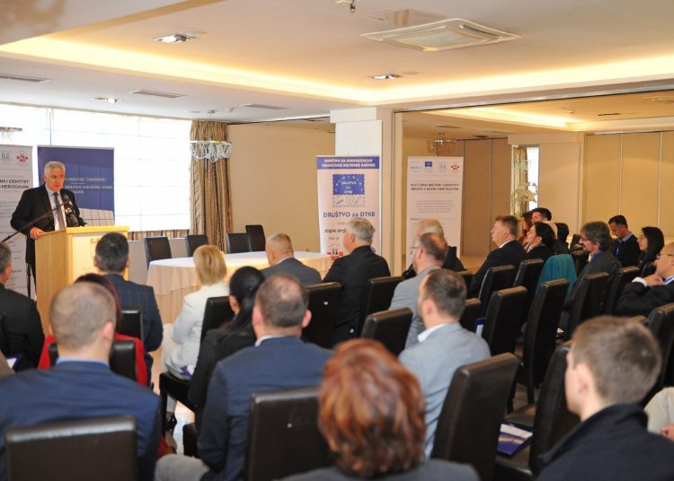 Čović u Širokom Brijegu otvorio Međunarodno znanstveno-stručni skup “Kulturna baština i identitet Hrvata u BiH”