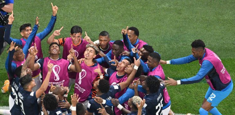 Remi Nizozemske i Ekvadora