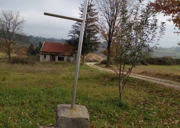 U Usori vandalski napad na križ
