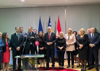 Brojni visoki dužnosnici na Božićnom prijemu kod Čovića