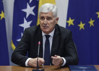 Čović: Postignut dogovor o podjeli resora u Vijeću ministara, dogovor o Izbornom zakonu u roku šest mjesec