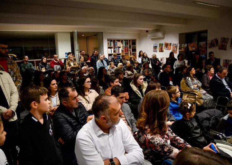 Široki Brijeg: Na humanitarnoj izložbi prikupljeno za 5468 KM za djecu u Beninu